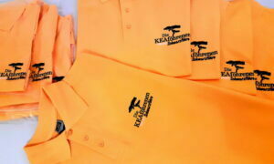 Polo-Shirt "Die KEAföhrenen" mit Logo