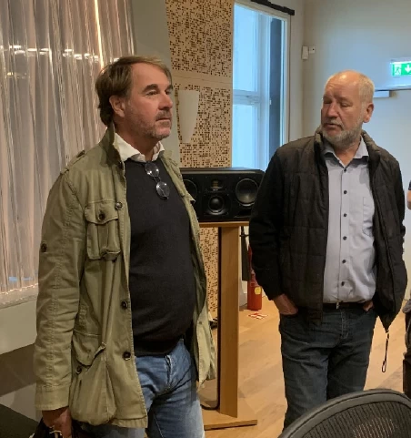 Fachsimpeln Abbildung 3: Bruno Gruber (links) und Hans Löffler beim Fachsimpeln.